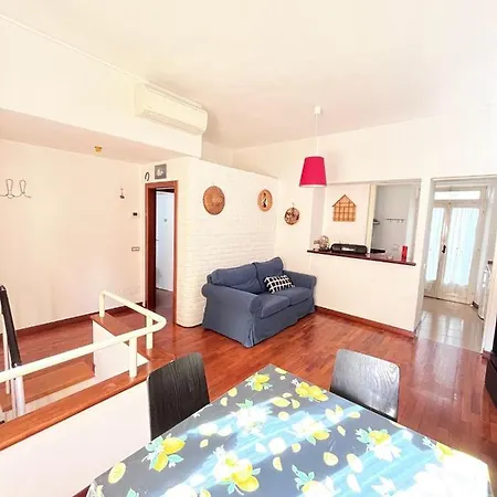 Trilo Carla In Centro A Apartment *
