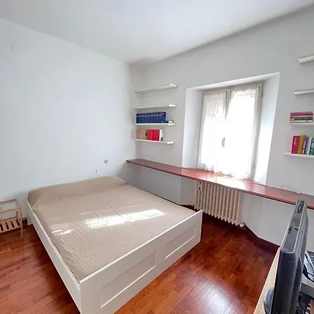 Trilo Carla In Centro A *