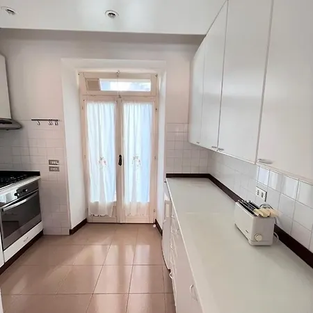 Apartment Trilo Carla In Centro A